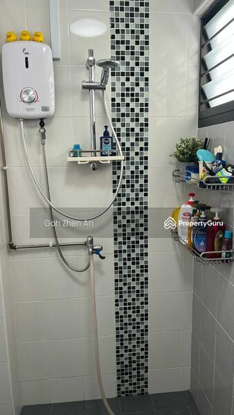 228 Jurong East Street 21