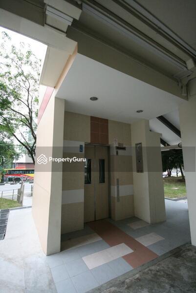 228 Jurong East Street 21
