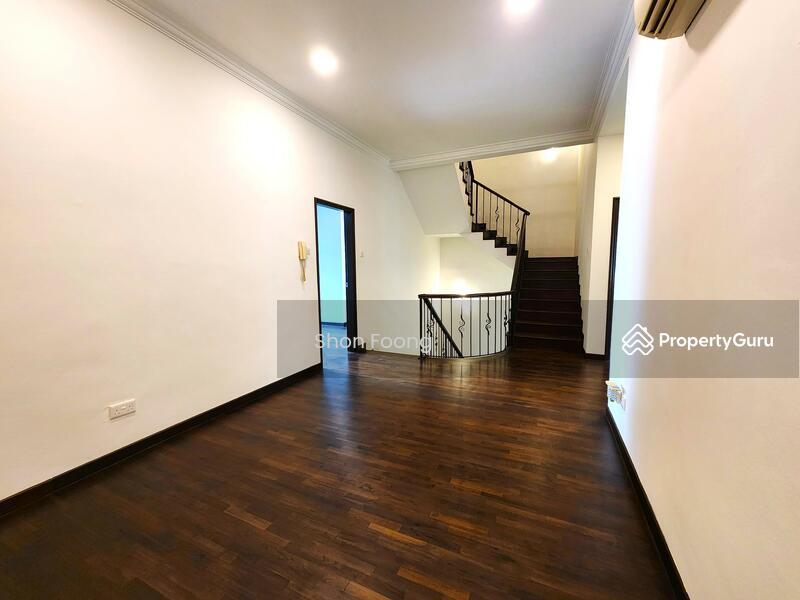 Terrace for Sale, Beechwood Terrace, SGD 2,950,000 | 99-year lease