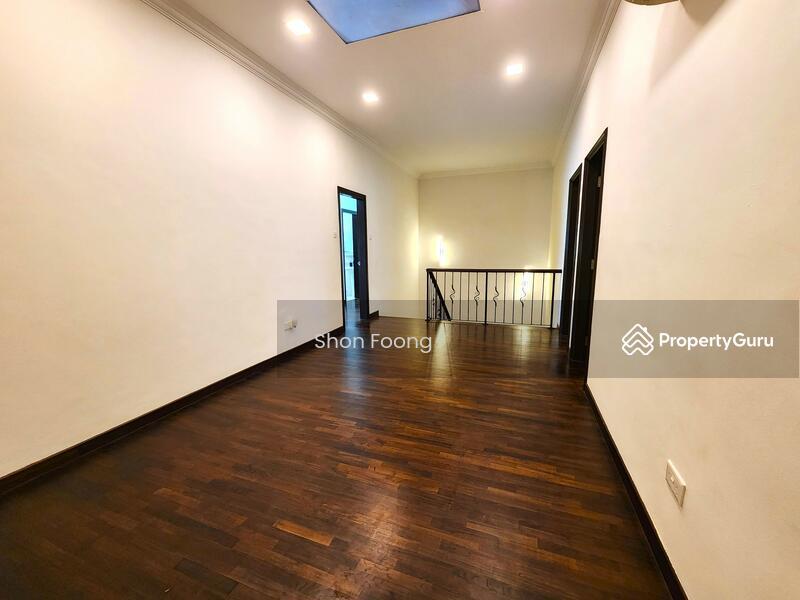 Terrace for Sale, Beechwood Terrace, SGD 2,950,000 | 99-year lease