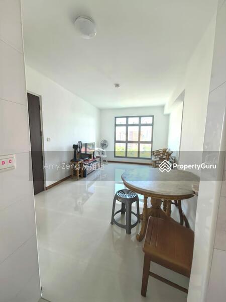 HDB Flat for Sale, 32 Margaret Drive, SGD 998,000 | 99-year lease