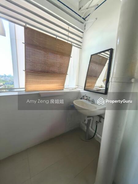 HDB Flat for Sale, 32 Margaret Drive, SGD 998,000 | 99-year lease