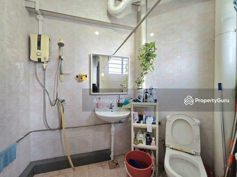 128 Geylang East Avenue 1