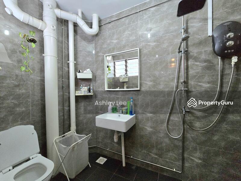 128 Geylang East Avenue 1