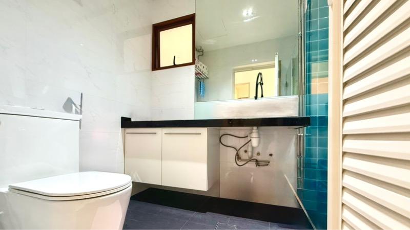 High Oak Condo Condominium For Sale, $1,800,000, 3 Bed 2 Bath 1,249 sqft $1,441.00 psf