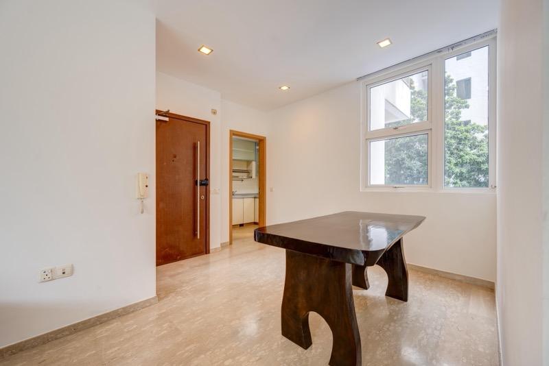 City Regency Apartment For Sale, $1,450,000, 3 Bed 2 Bath 872 sqft $1,663.00 psf