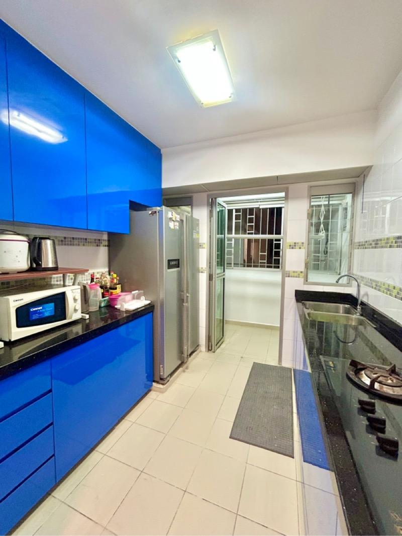HDB Apartment for Sale, 454 Yishun Street 41 HDB Apartment For Sale, $610,000, 3 Bed 2 Bath 1,001 sqft $609.00 psf, SGD 610,000 | 99-year Leasehold