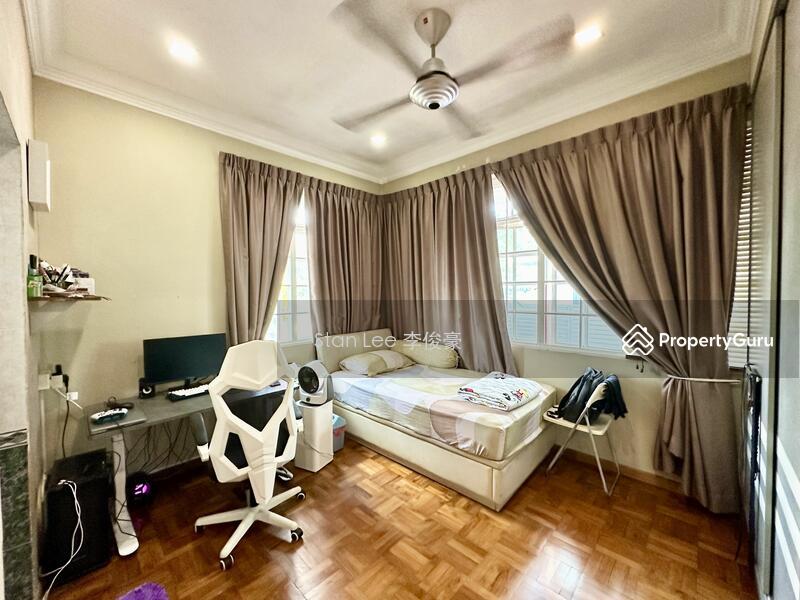 2 Storey Semi-D near Kembangan MRT