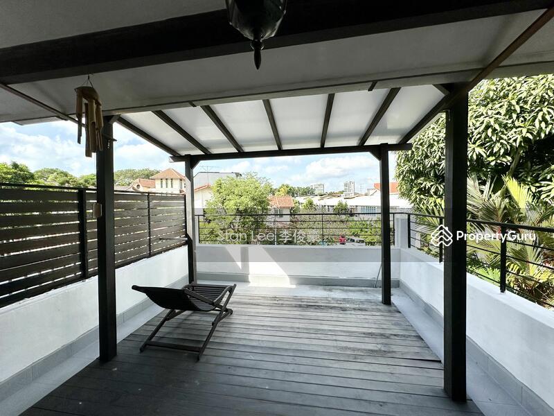 2 Storey Semi-D near Kembangan MRT