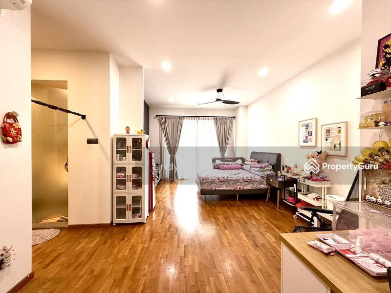 Freehold 3 storey Terrace Renovated near Bartley MRT