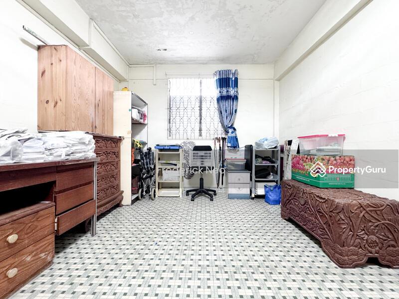 HDB Flat for Sale, 83 Commonwealth Close, SGD 350,000 | 99-year lease