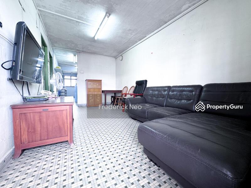 HDB Flat for Sale, 83 Commonwealth Close, SGD 350,000 | 99-year lease