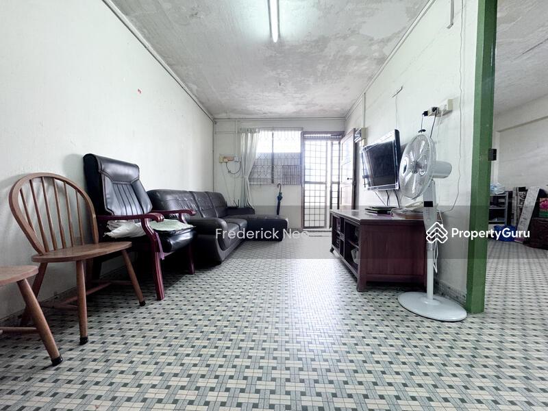 HDB Flat for Sale, 83 Commonwealth Close, SGD 350,000 | 99-year lease