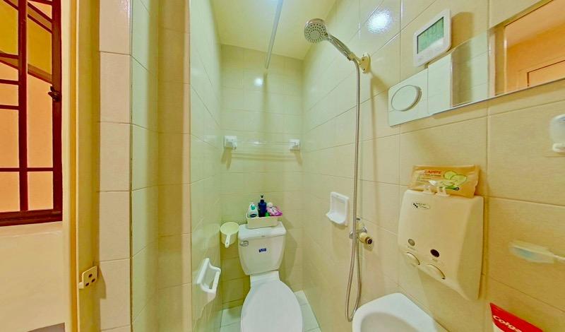 Seasons View Condominium For Sale, $1,500,000, 2 Bed 3 Bath 969 sqft $1,548.00 psf