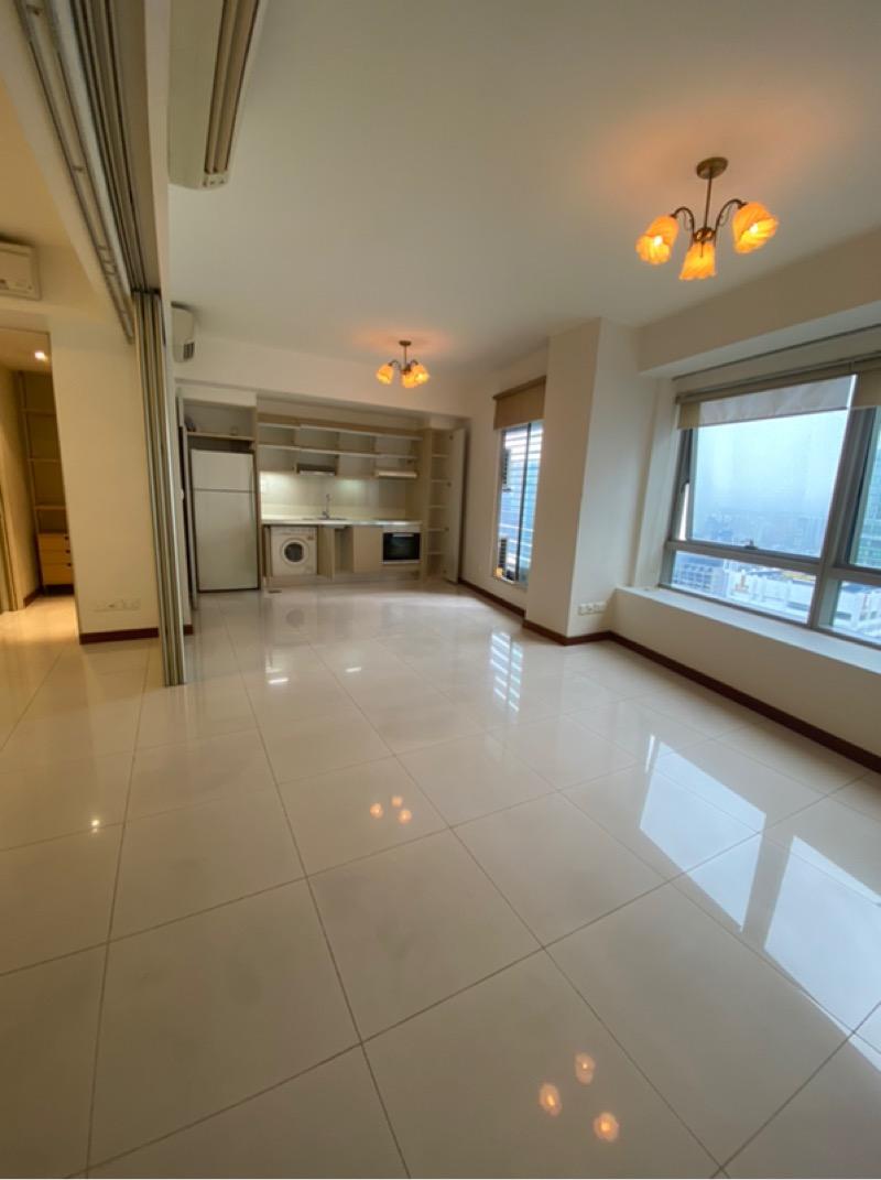 Prop-GPT: Apartment: D01 Marina The Sail @ Marina Bay