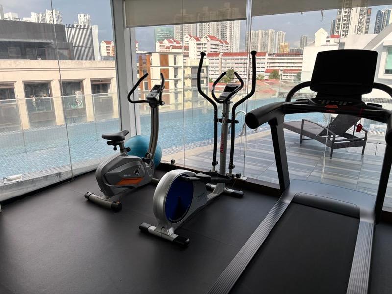 Suites 123 Apartment For Sale, $999,000, 2 Bed 1 Bath 581 sqft $1,719.00 psf