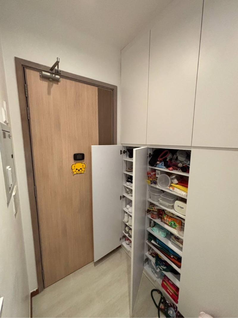 Suites 123 Apartment For Sale, $999,000, 2 Bed 1 Bath 581 sqft $1,719.00 psf