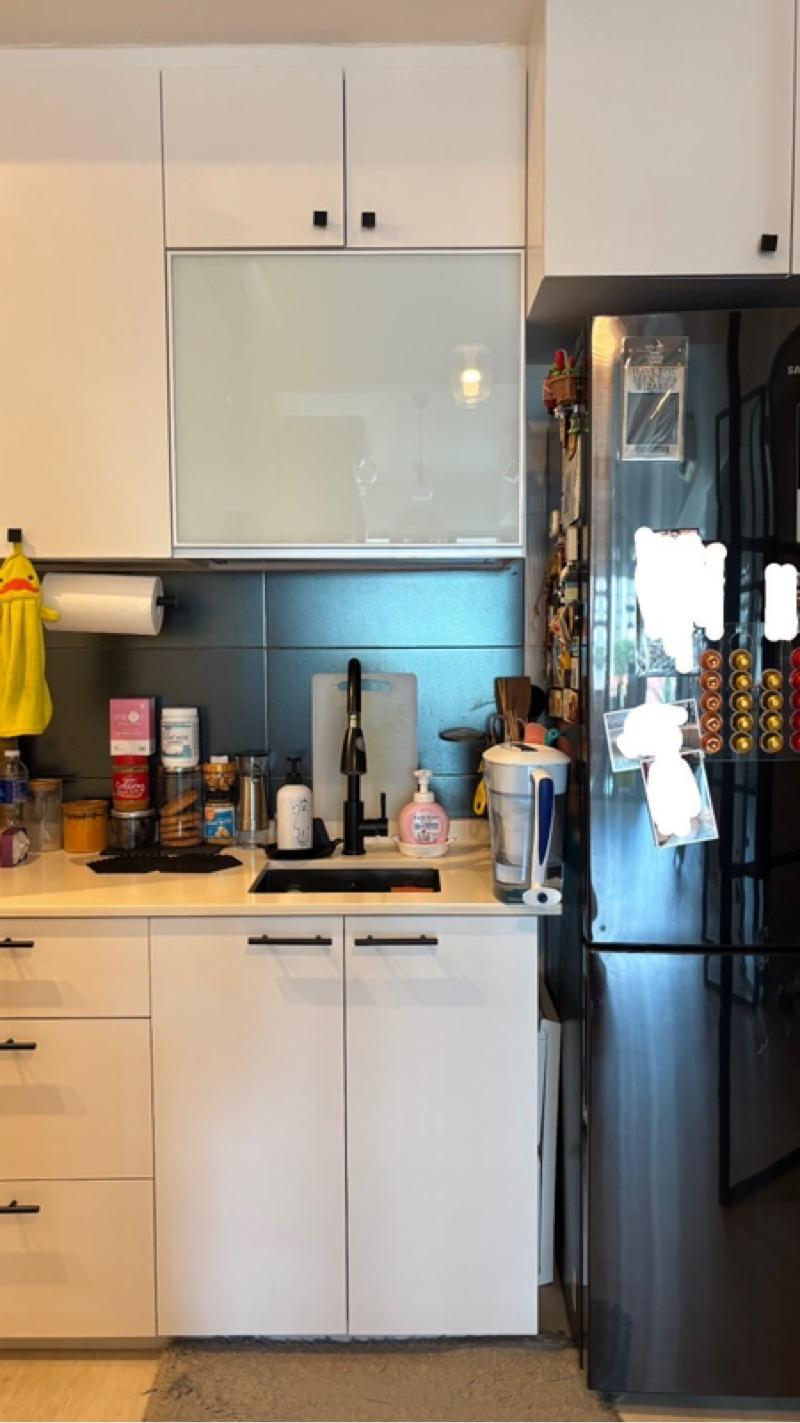 Suites 123 Apartment For Sale, $999,000, 2 Bed 1 Bath 581 sqft $1,719.00 psf