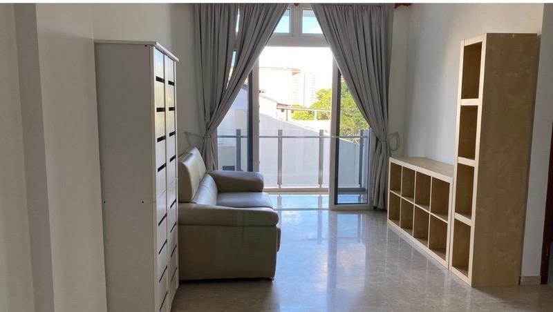 Prop-GPT: Apartment: D15  Heritage East