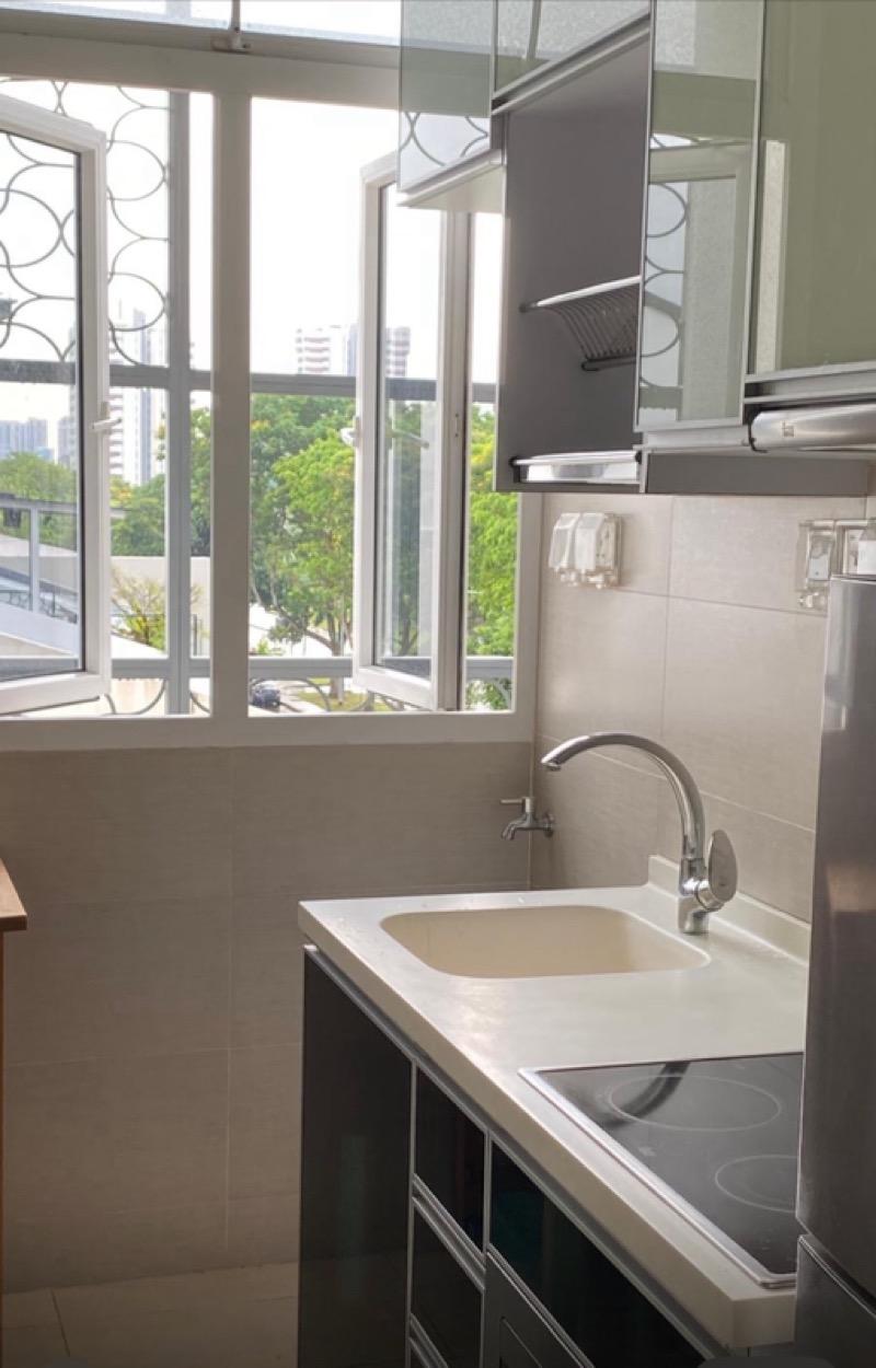 Heritage East Apartment For Sale, $1,200,000, 2 Bed 1 Bath 678 sqft $1,770.00 psf