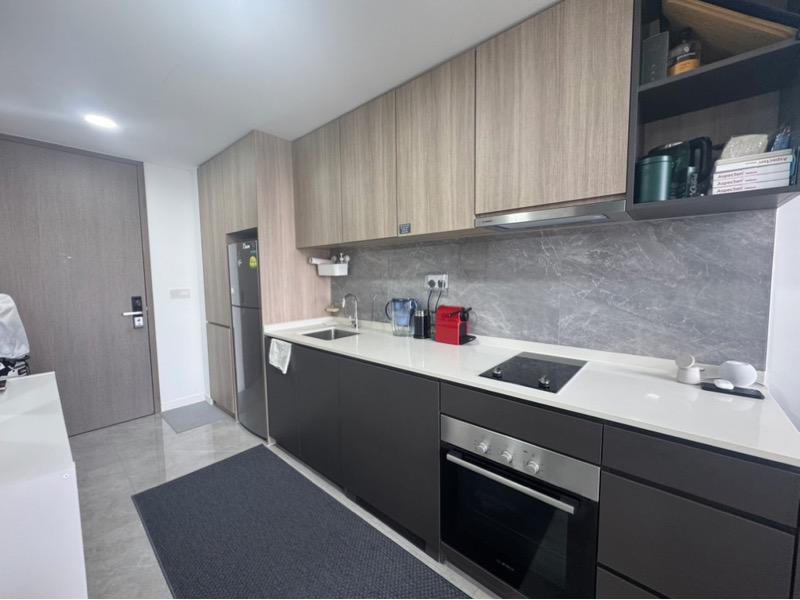 Prop-GPT: Condominium: D05  KENT RIDGE HILL RESIDENCES