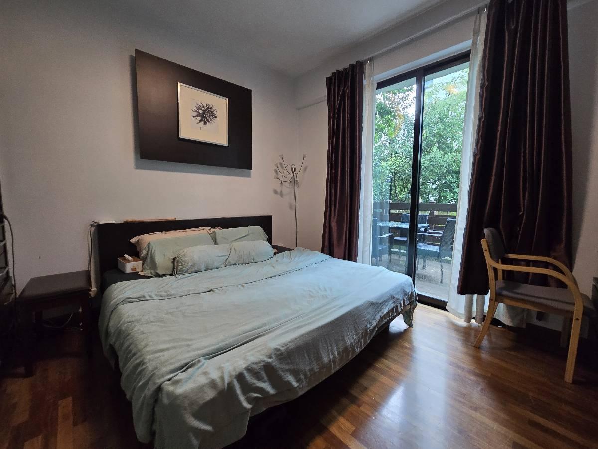 Prop-GPT: Condominium: D18  Simei Green Condominium