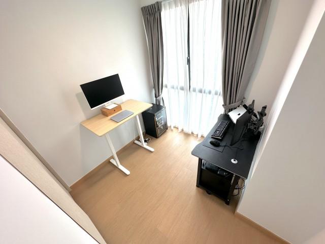 Treasure at Tampines Condominium For Sale, $1,100,000, 2 Bed 1 Bath 581 sqft $1,893.00 psf