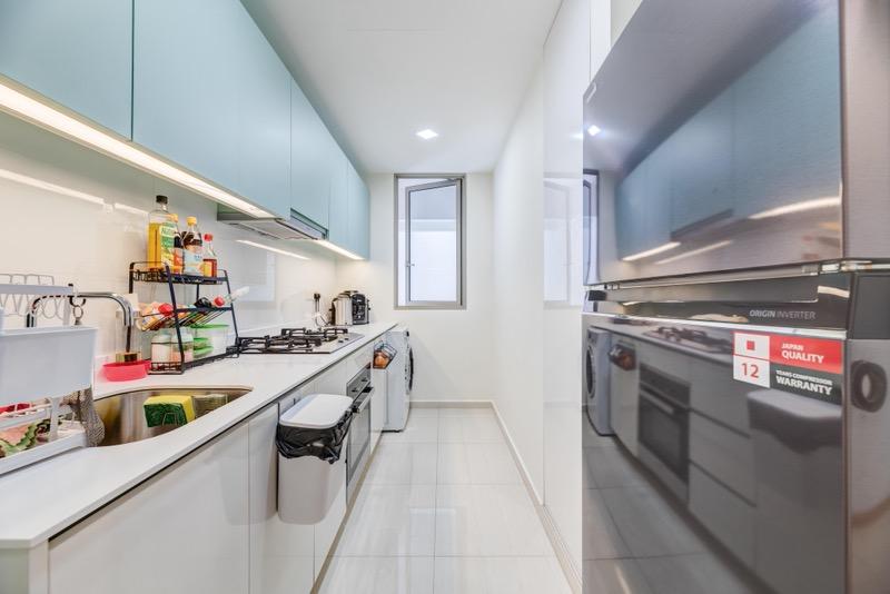 TERRASSE Condominium For Sale, $1,388,000, 2 Bed 2 Bath 850 sqft $1,633.00 psf