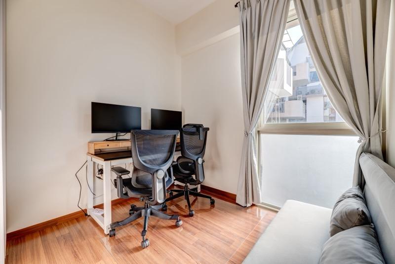 TERRASSE Condominium For Sale, $1,388,000, 2 Bed 2 Bath 850 sqft $1,633.00 psf