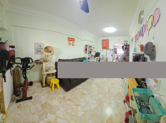 Prop-GPT: HDB Apartment: D23 Bukit Batok 217 Bukit Batok Street 21