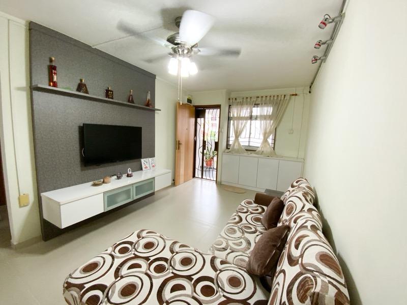 Prop-GPT: HDB Apartment: D23 Bukit Batok 368 Bukit Batok Street 31