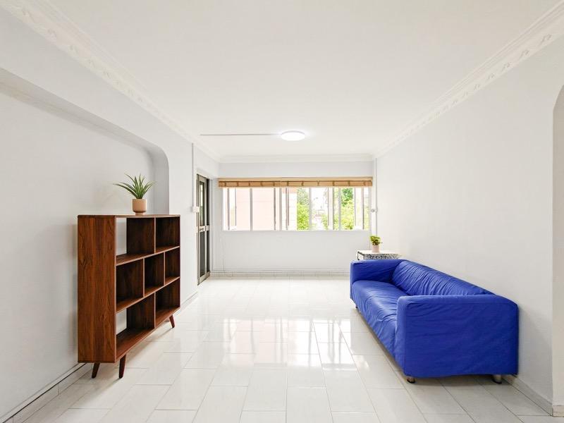 Prop-GPT: HDB Apartment: D19  403 Serangoon Avenue 1