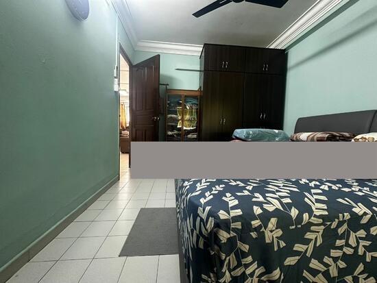 HDB Apartment for Sale, 226 Tampines Street 23 HDB Apartment For Sale, $510,000, 2 Bed 2 Bath 785 sqft $650.00 psf, SGD 510,000 | 99-year Leasehold