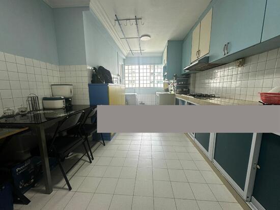 HDB Apartment for Sale, 226 Tampines Street 23 HDB Apartment For Sale, $510,000, 2 Bed 2 Bath 785 sqft $650.00 psf, SGD 510,000 | 99-year Leasehold