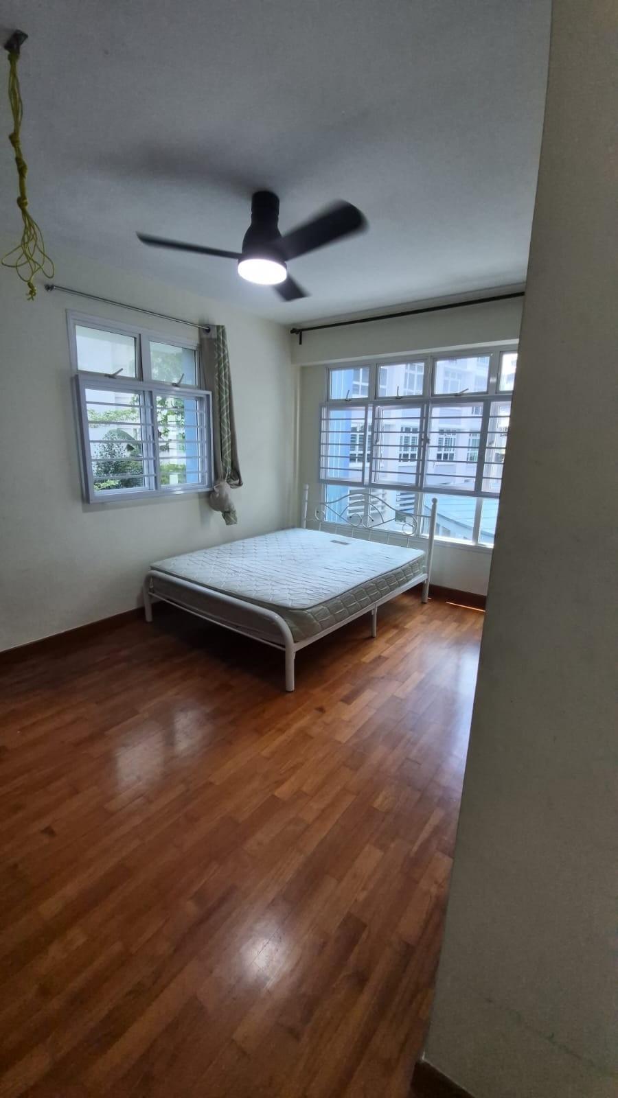 8B Upper Boon Keng Road HDB Apartment For Sale, $850,000, 3 Bed 2 Bath 1,023 sqft $831.00 psf