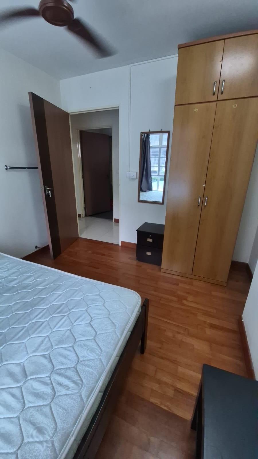 8B Upper Boon Keng Road HDB Apartment For Sale, $850,000, 3 Bed 2 Bath 1,023 sqft $831.00 psf