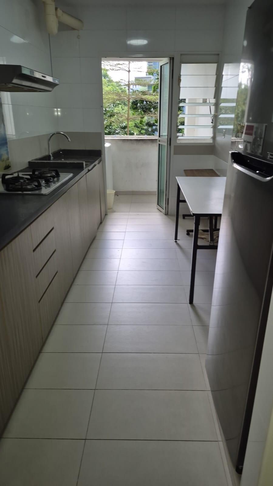 8B Upper Boon Keng Road HDB Apartment For Sale, $850,000, 3 Bed 2 Bath 1,023 sqft $831.00 psf