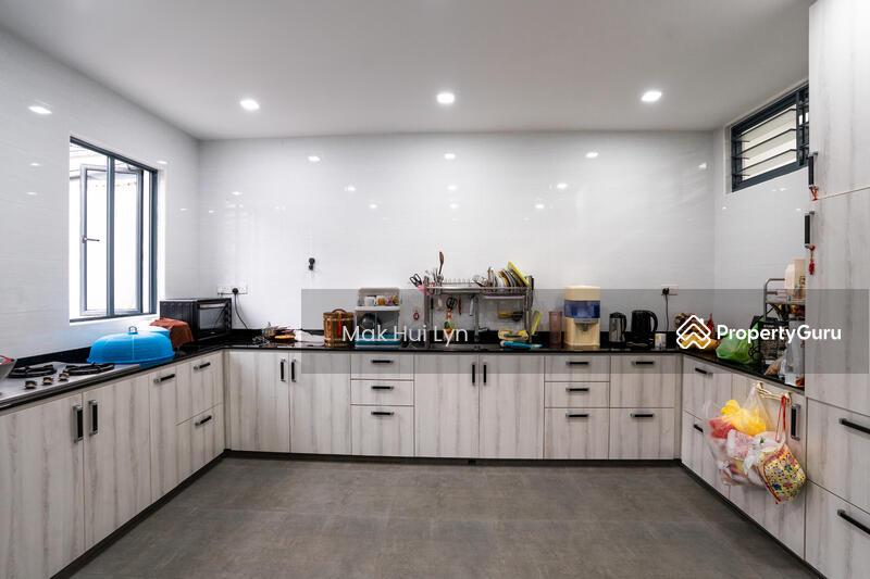 1km to Tao Nan! NS Facing! 2 Storey Inter-terrace in Telok Kurau!