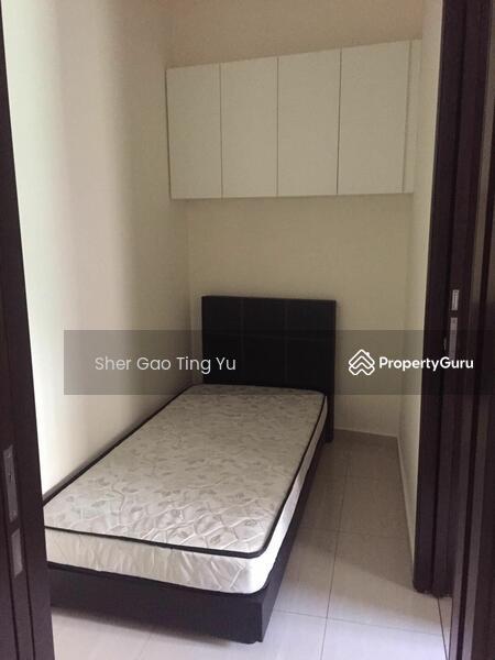 Apartment for Sale, Oxley Edge, SGD 900,000 | Freehold