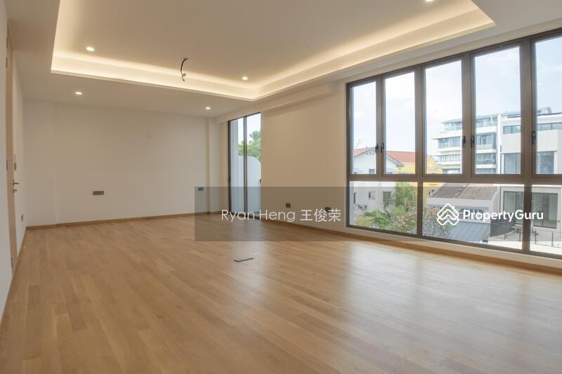 Semi-Detached for Sale: D15, 455228