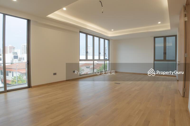Semi-Detached for Sale: D15, 455228