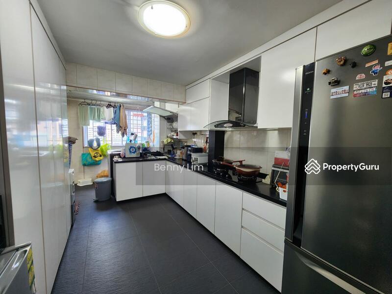HDB Flat for Sale, 222 Lorong 8 Toa Payoh, SGD 500,000 | 99-year lease