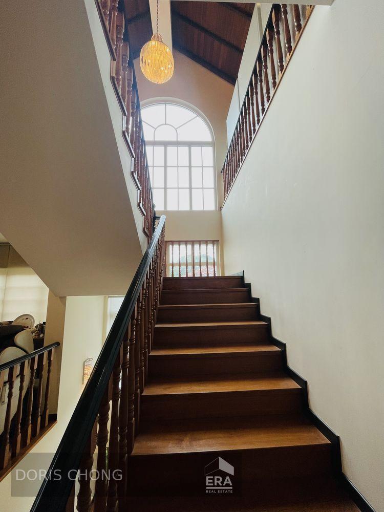Prop-GPT: Detached: D15  Frankel Estate