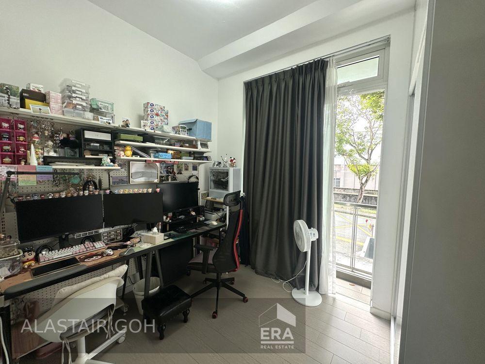 Condominium for Sale: Transit Road, Springleaf, D26, 778885