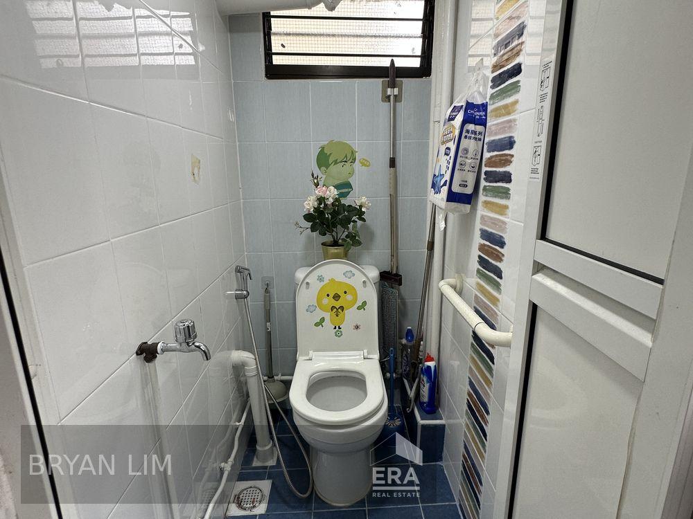 HDB - 2 room for Sale. 