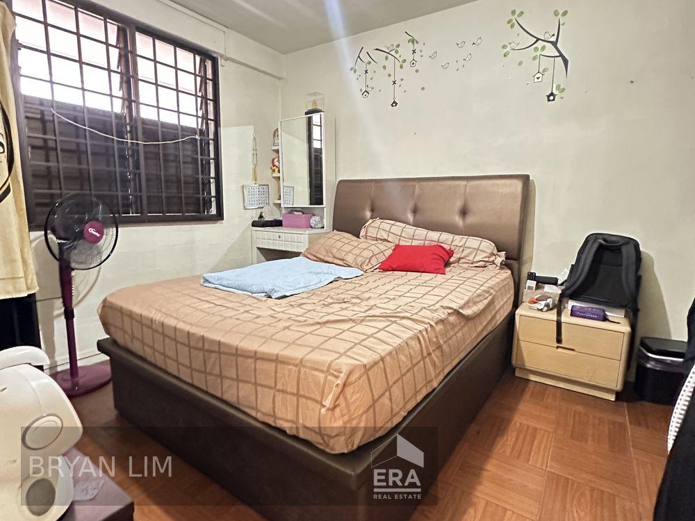 HDB - 2 room for Sale. 