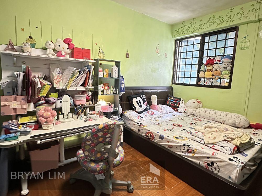 HDB - 2 room for Sale. 