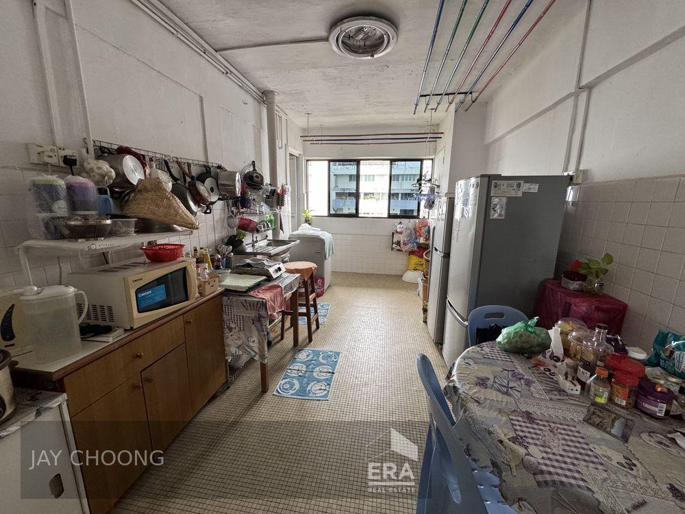 HDB - 2 room for Sale: Bedok North Street 1, Bedok, D16, 460420