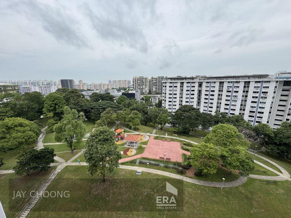HDB - 2 room for Sale: Bedok North Street 1, Bedok, D16, 460420