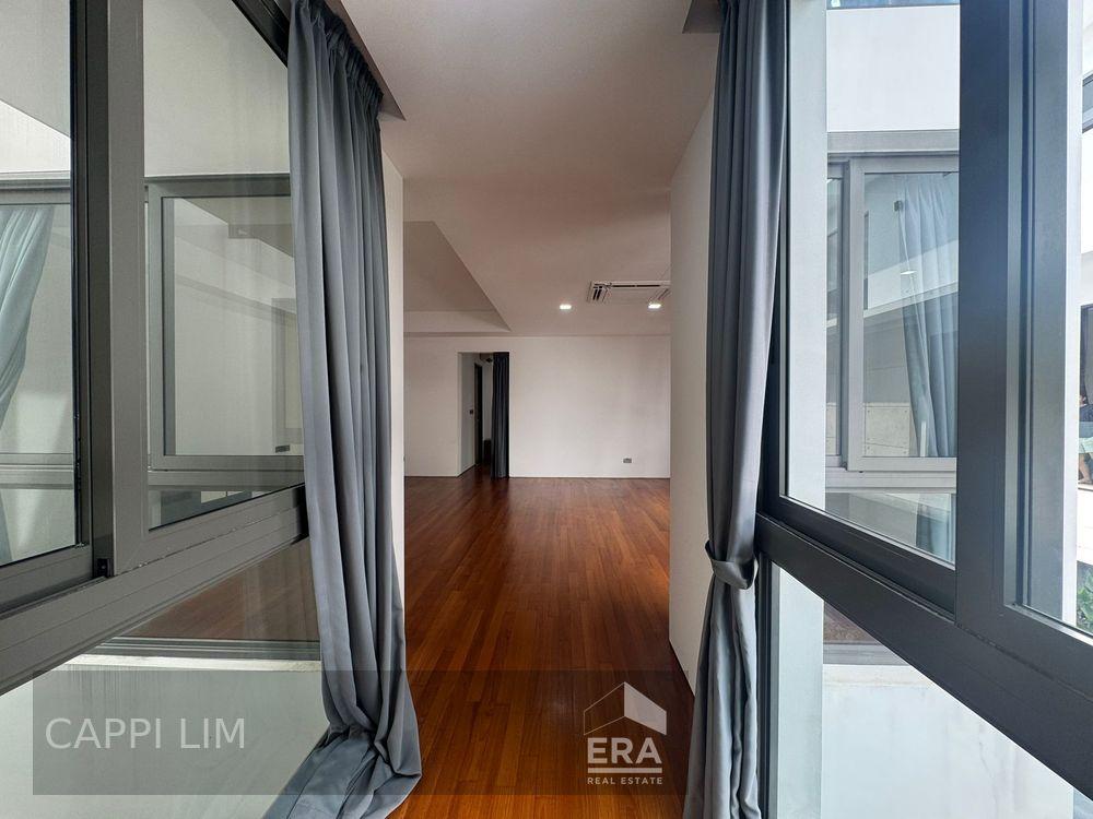 Semi-Detached for Sale: Coldstream Avenue, Siglap, D15, 459623